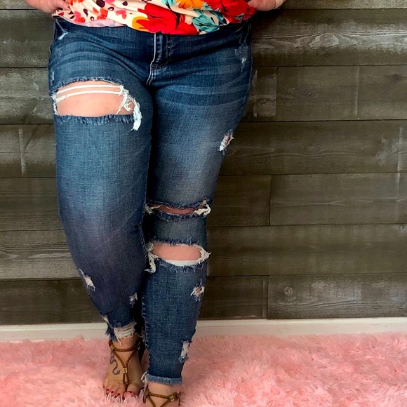 Cello Plus Jeans Mid Rise Distress Crop Skinny - Picture 2 of 14